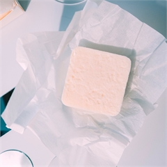 Твёрдый эко-шампунь для волос. Пихта. PURE PERM