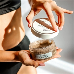 Парфюмированный сахарно-солевой скраб Kirke unisex