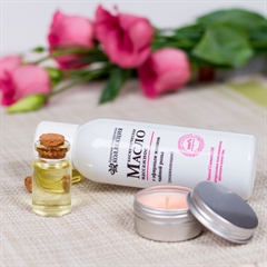 Косметическое массажное масло. Увлажняющее