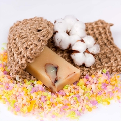 Кессе-руковица для пилинга. Вязанная из натурального джута