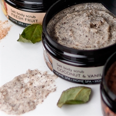 Скраб соляной "Кокос&Ваниль" HOME SPA